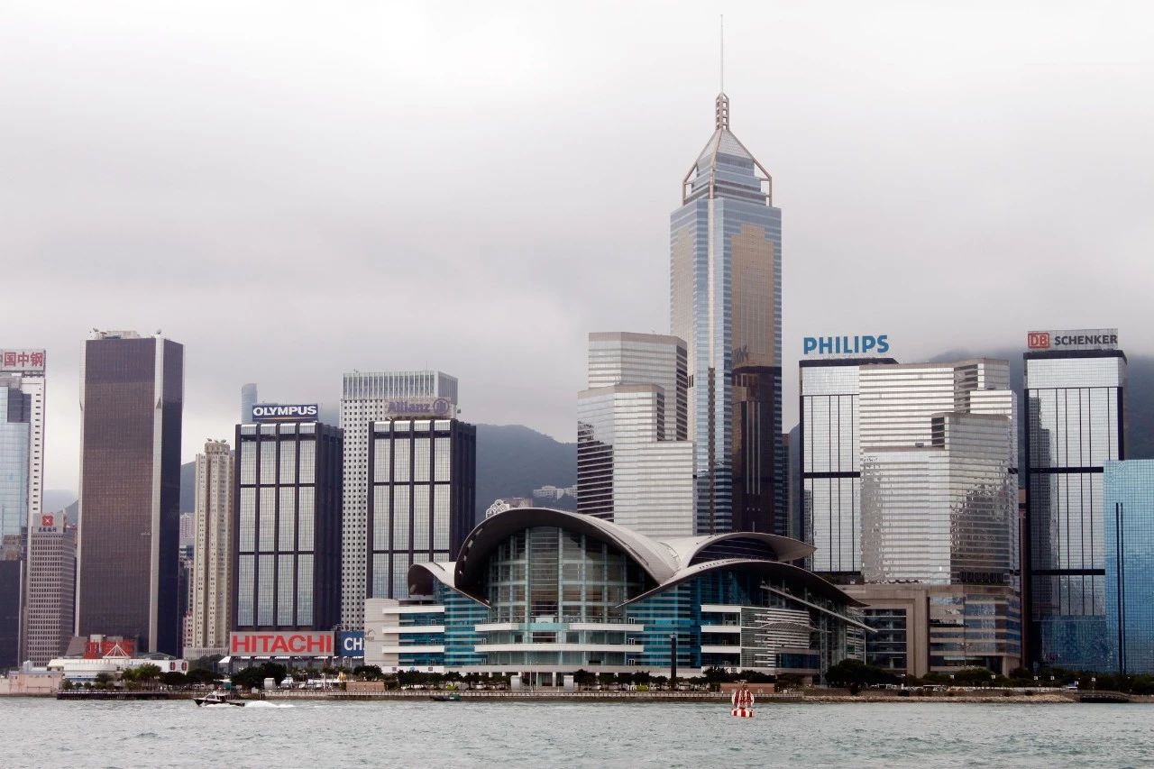 [熱門推薦]香港人最清楚，擁有一個港人身份，坐享香港+內(nèi)地福利有多幸福~