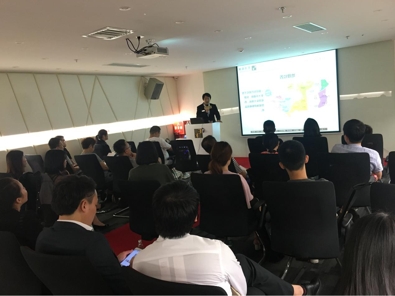 精彩回顧：[6月22日 深圳] 加拿大移民留學(xué)政策解析會 圓滿結(jié)束