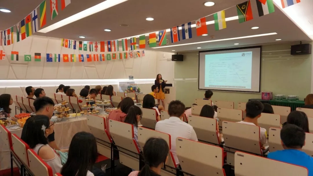 精彩回顧：[7月12日 廣州] 景鴻集團(tuán)攜手中信銀行舉辦第六屆出國(guó)訓(xùn)練營(yíng)順利結(jié)