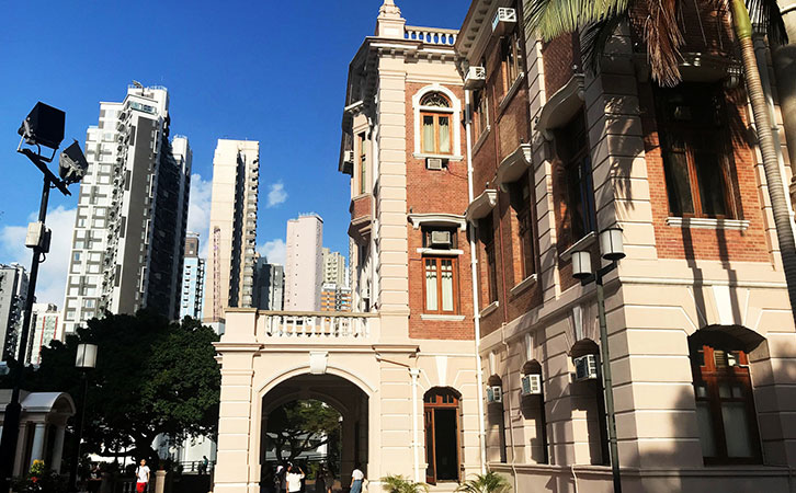 真的要在香港連續(xù)住滿七年，才能申請香港永久居民？