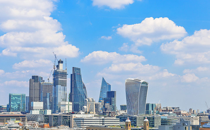 “全球第五大移民輸入國”英國，近一年簽證獲批量飆升35%！
