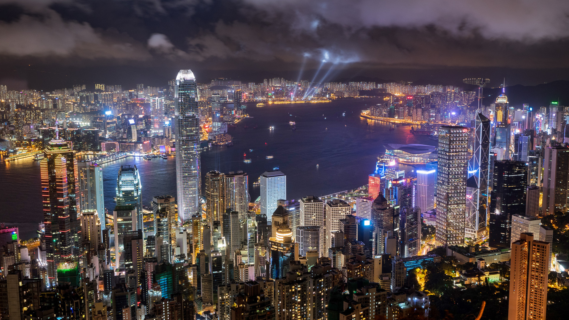 不設(shè)限額的申請黃金期只有兩年？想抓住機(jī)會獲批香港身份，這幾點(diǎn)千萬要注意