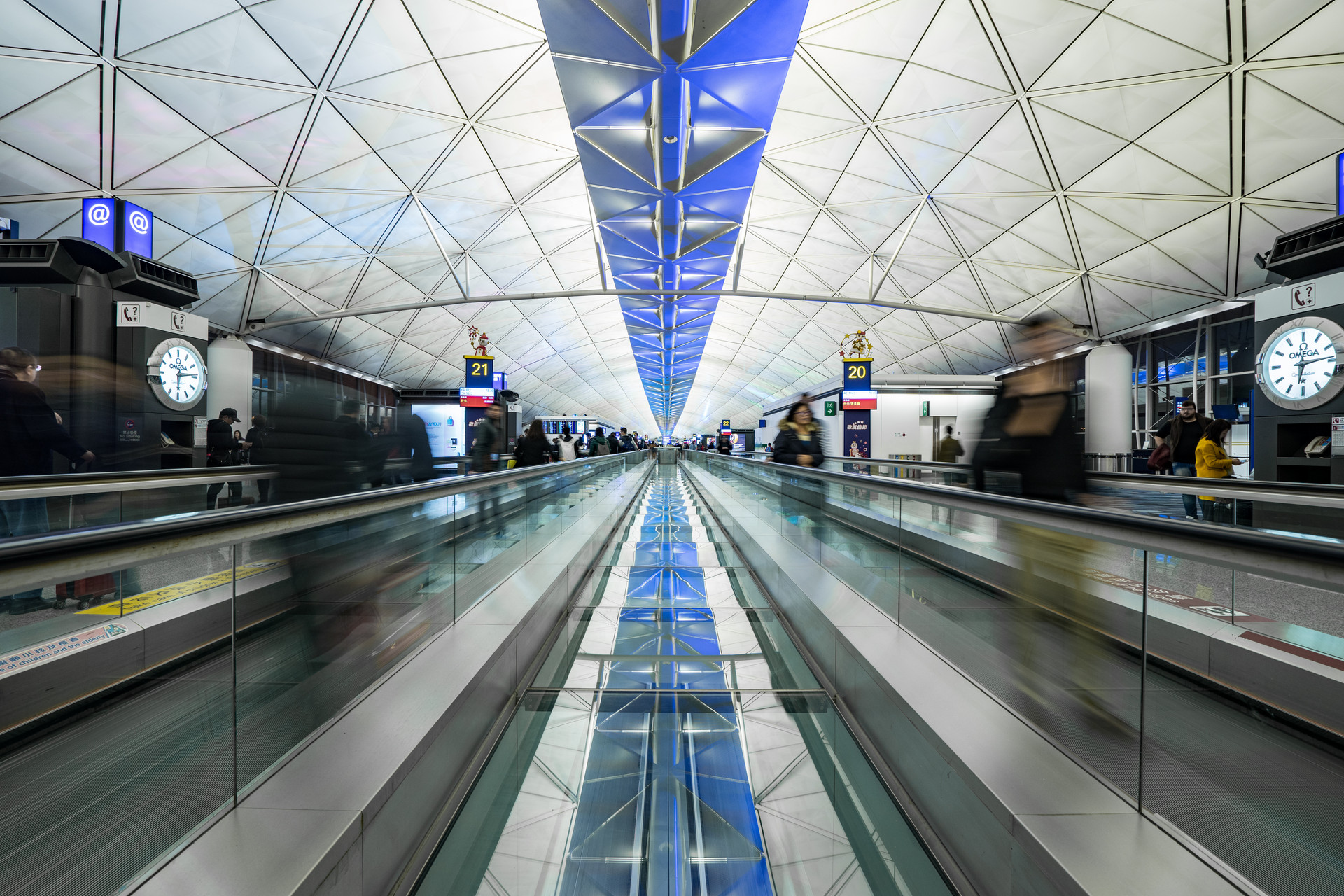 香港2月6日起全面通關(guān)！向全球旅客派發(fā)消費(fèi)券、50萬張機(jī)票！