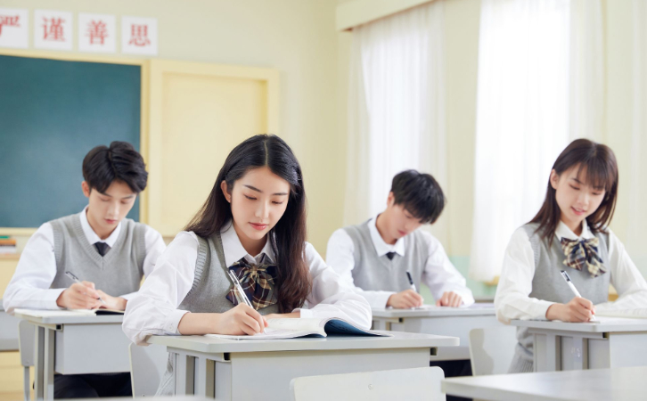 馬耳他永居丨北京、上海高考人數(shù)居然墊底？當大家擠破頭搶落戶時，這些考生