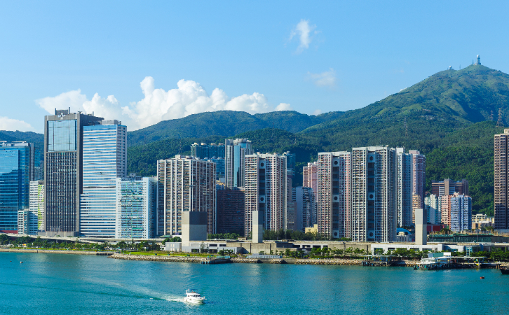 梁振英質疑香港人才計劃？「高才通」首輪續(xù)簽只有300人？香港高官這樣回應！