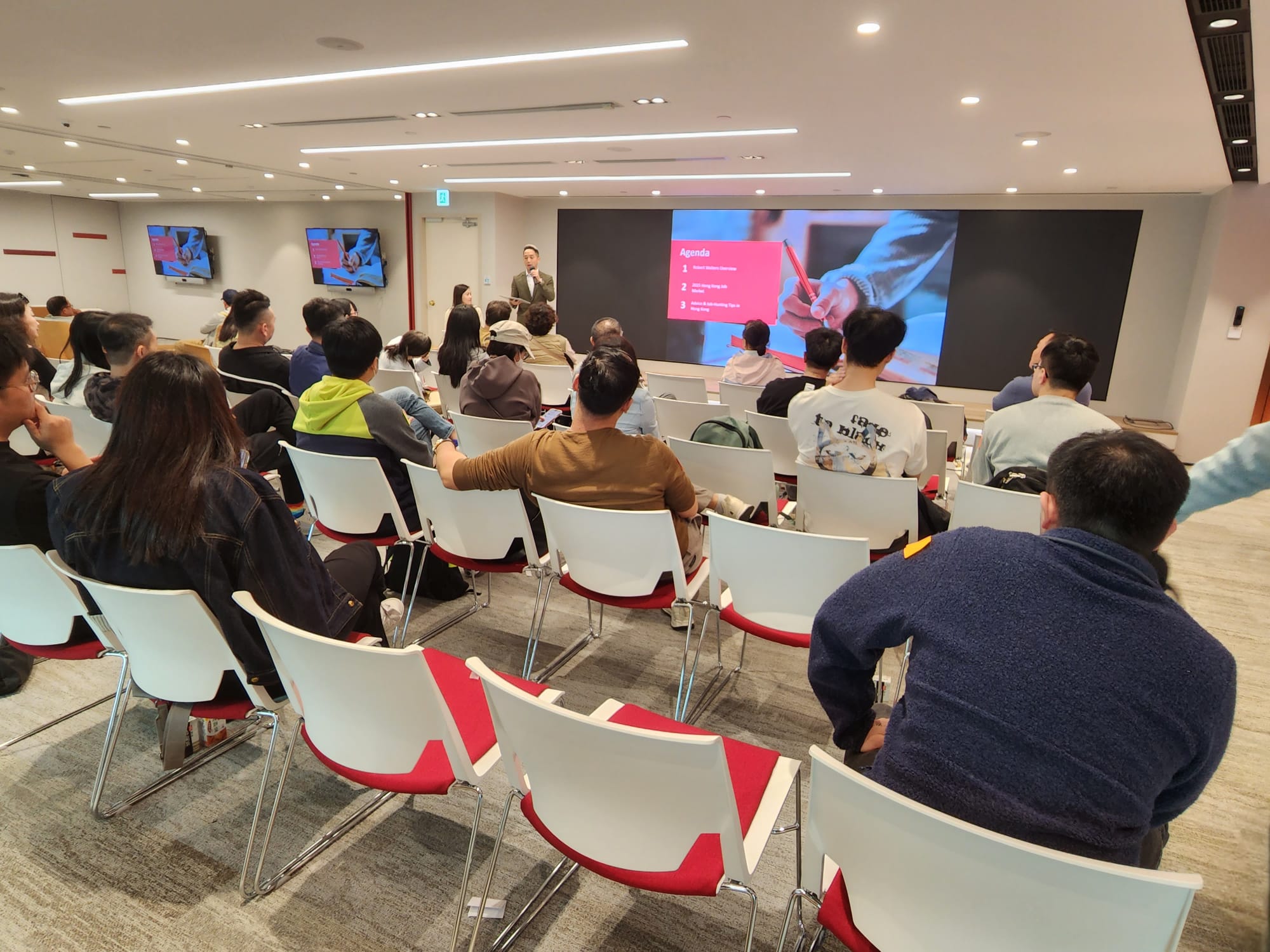 景鴻集團(tuán)「2025最強(qiáng)港漂安居展覽會(huì)」成功舉辦，全方位助力港漂開啟新程！