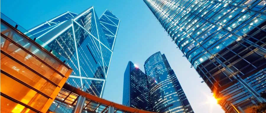 刷新紀錄！香港 7 個月吸金 1240 億、149 萬間，重返 “世一” ！
